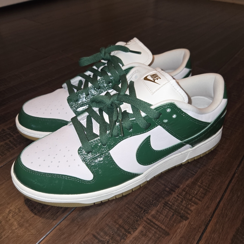Nike George Green Ostrich Dunk Low Lx FJ2260-002 Sz 12 Women Sz 10.5 Men